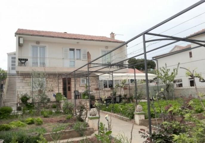 Apartments Bernarda, Йезера Екстериор снимка