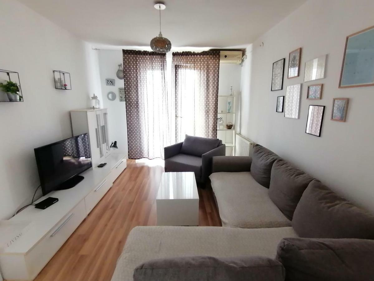 Apartments Bernarda, Йезера Екстериор снимка